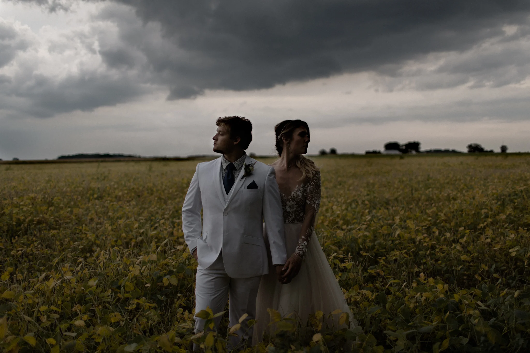 canyon run ranch wedding bohemian wedding photographer ohio bohemian wedding dayton ohio wedding photographer columbus ohio wedding photographer sarah rose hayley paige wedding gown