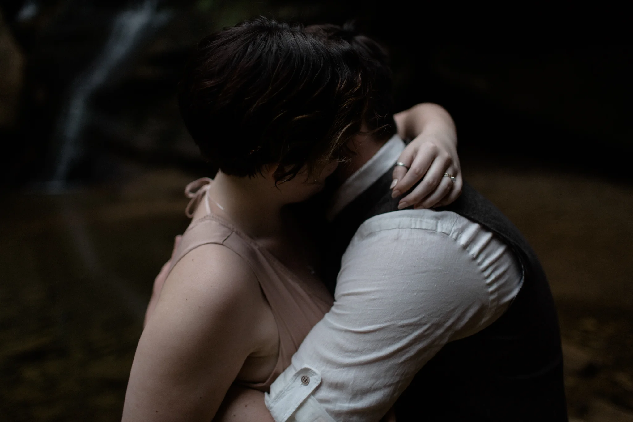 justin brie intimate ohio elopement in hocking hills by sarah rose