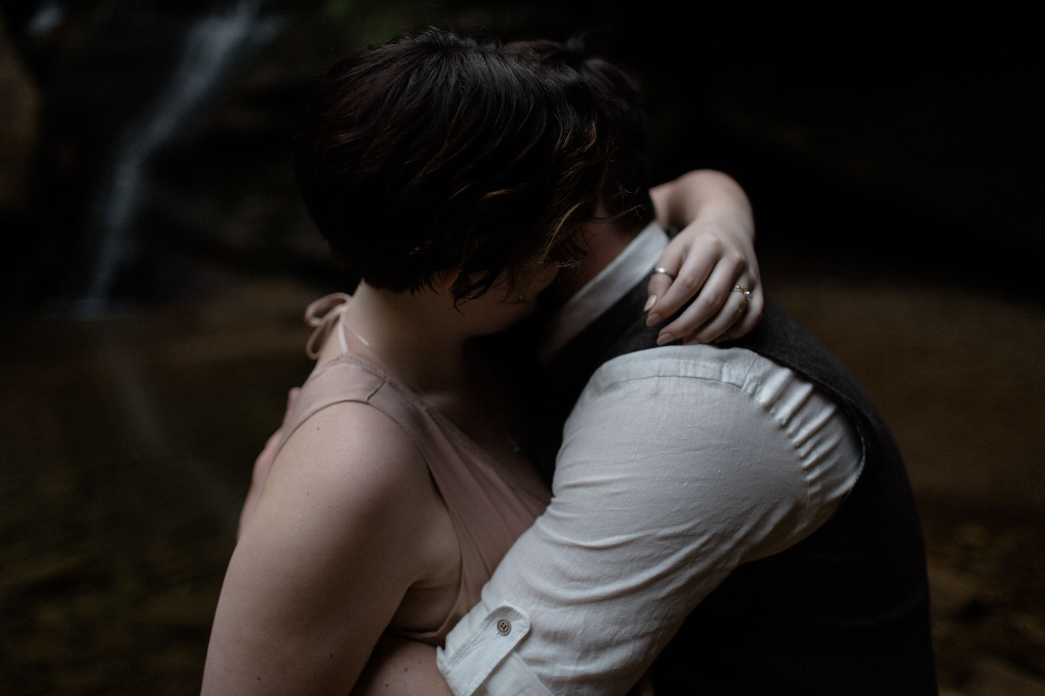 justin brie intimate ohio elopement in hocking hills by sarah rose