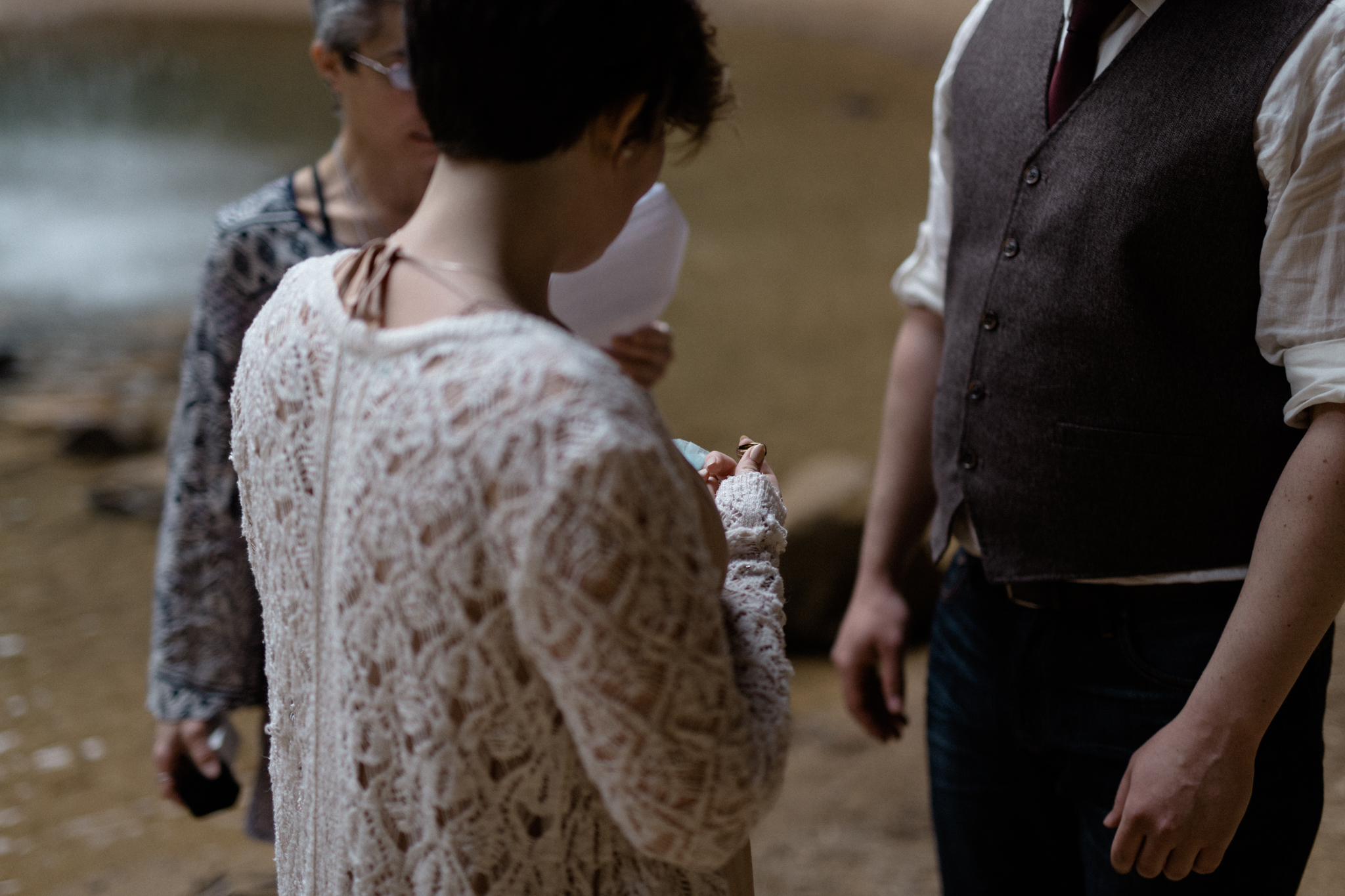 dayton ohio wedding photographer sarah rose hocking hills intimate wedding photography