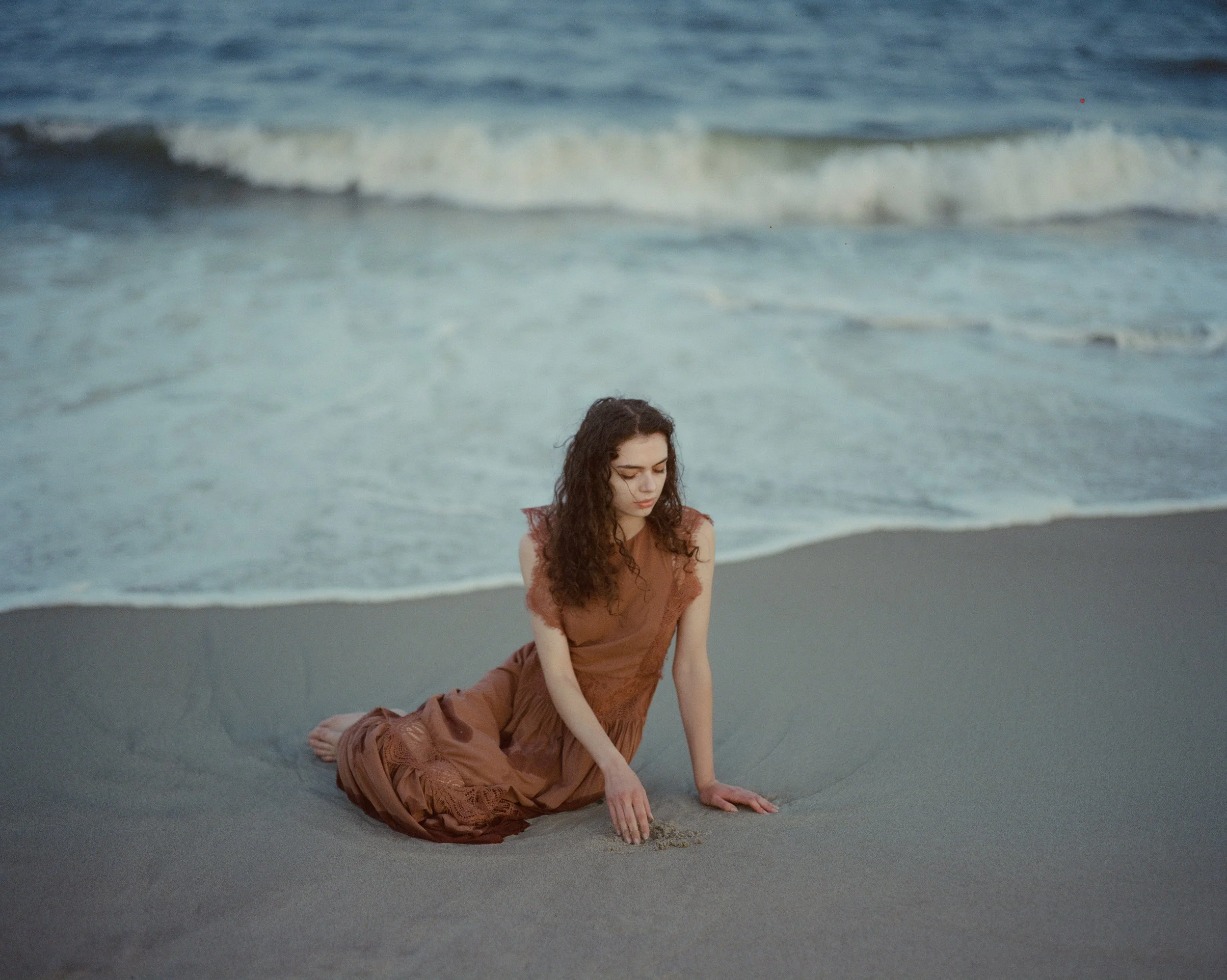 Cassandra_Cinestill800T-2.jpg
