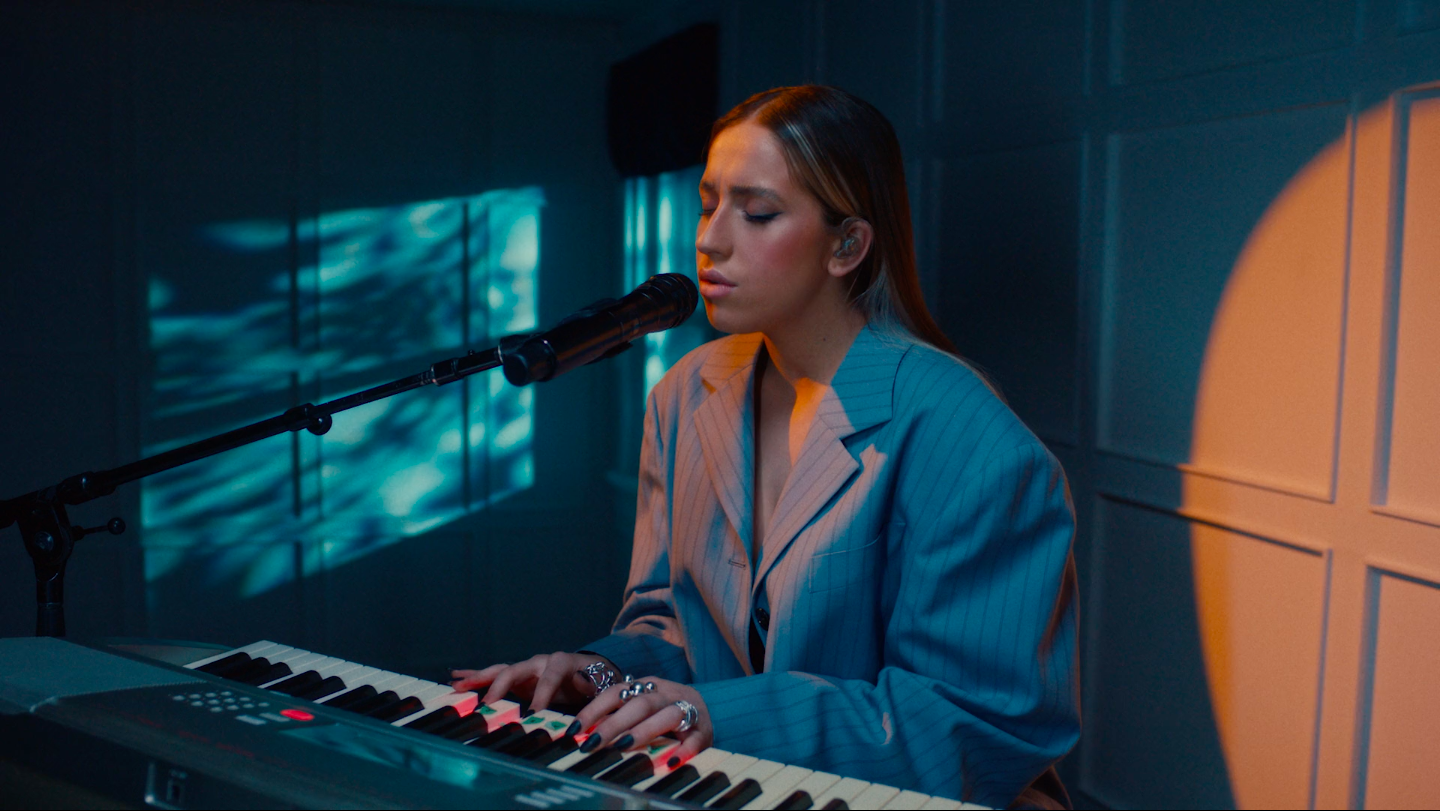 MUSIC VIDEO, JIMMY KIMMEL, TATE MCCREA, BUILD, STUDIO, COMMERCIAL, PRODUCTION DESIGN, HOPELITTLE, HOPE LITTLE, TORONTO