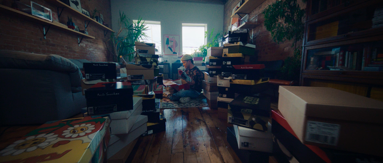 CIBC, SNEAKERS, LIVING ROOM, COMMERCIAL, PRODUCTION DESIGN, HOPELITTLE, HOPE LITTLE, TORONTO