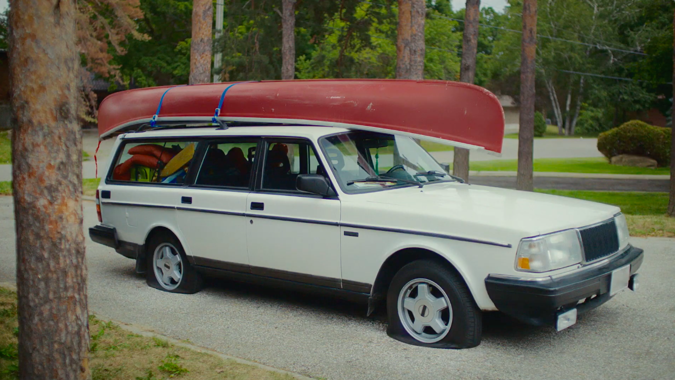 BROKEN DOWN CAR, CAR, CANOE, CANADA POST, COMMERCIAL, PRODUCTION DESIGN, HOPELITTLE, HOPE LITTLE, TORONTO