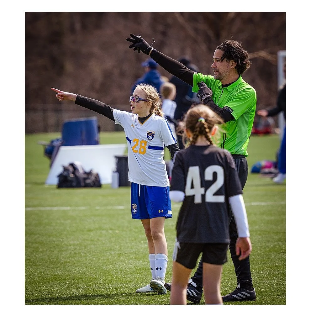 Sometimes you have to keep the refs in check.
#Amandapost
#sportsportraits
#mdphotographer