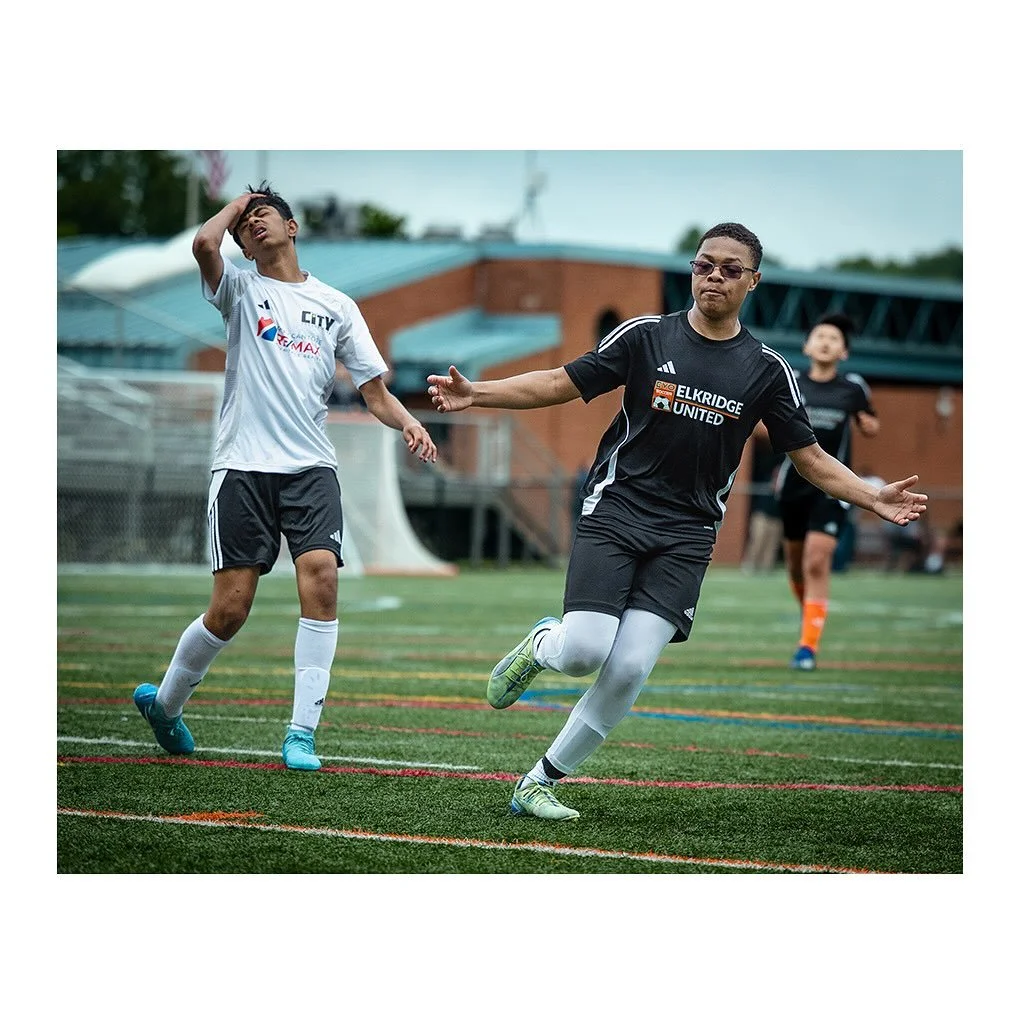 Sometimes you can&rsquo;t help but rub it in a little bit&hellip;
Elkridge United U14 closing out their season with a strong win and at the top of their EDP brackets.

#marylandsportsphotographer #sportraits #sportportraits