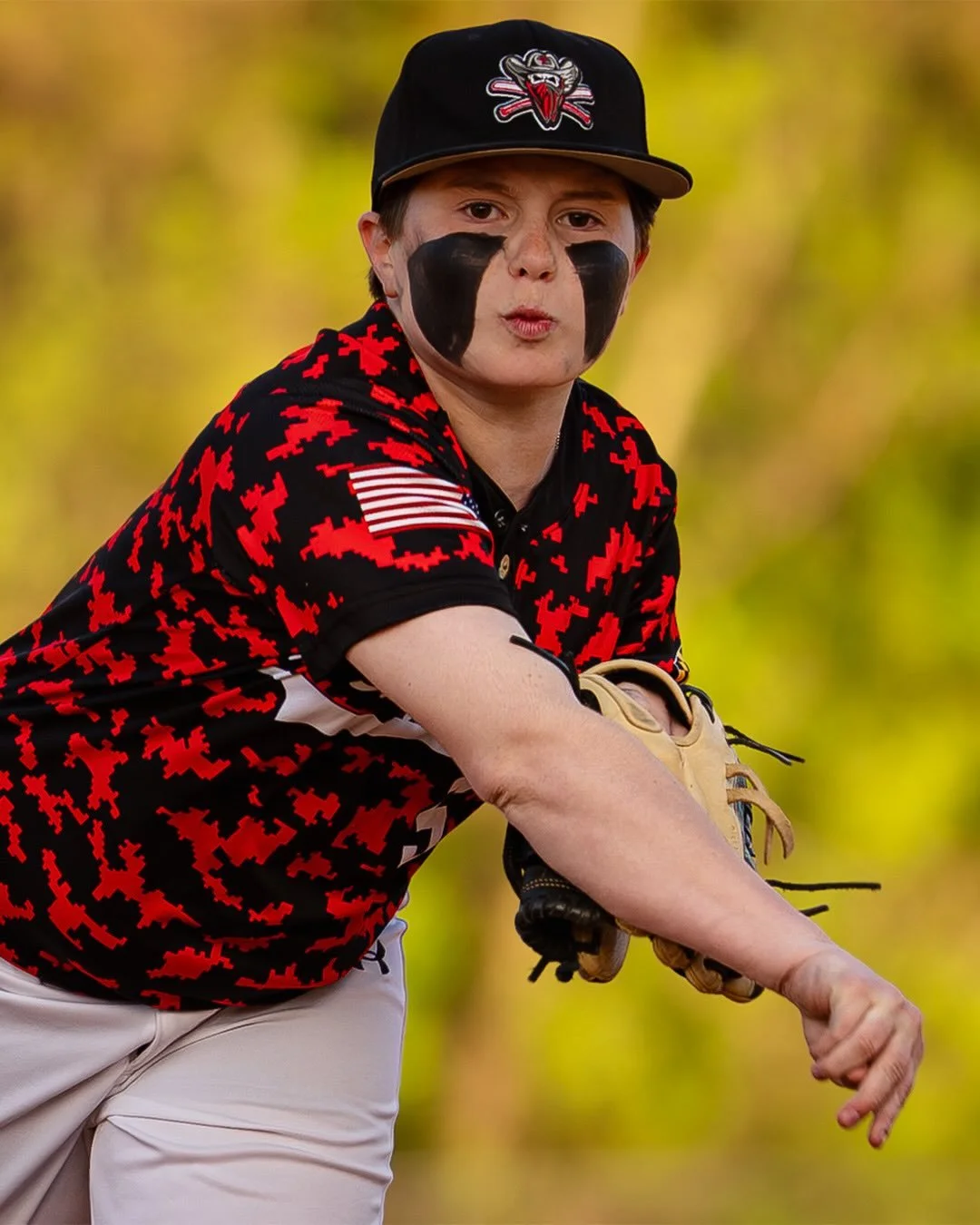 WHC Renegades 12u White  team playing through the golden hour.  May 1st 2026.

I love baseball. Well taking pictures of it. 
#whcrenegadesbaseball #howardcountysports #sportsportrait