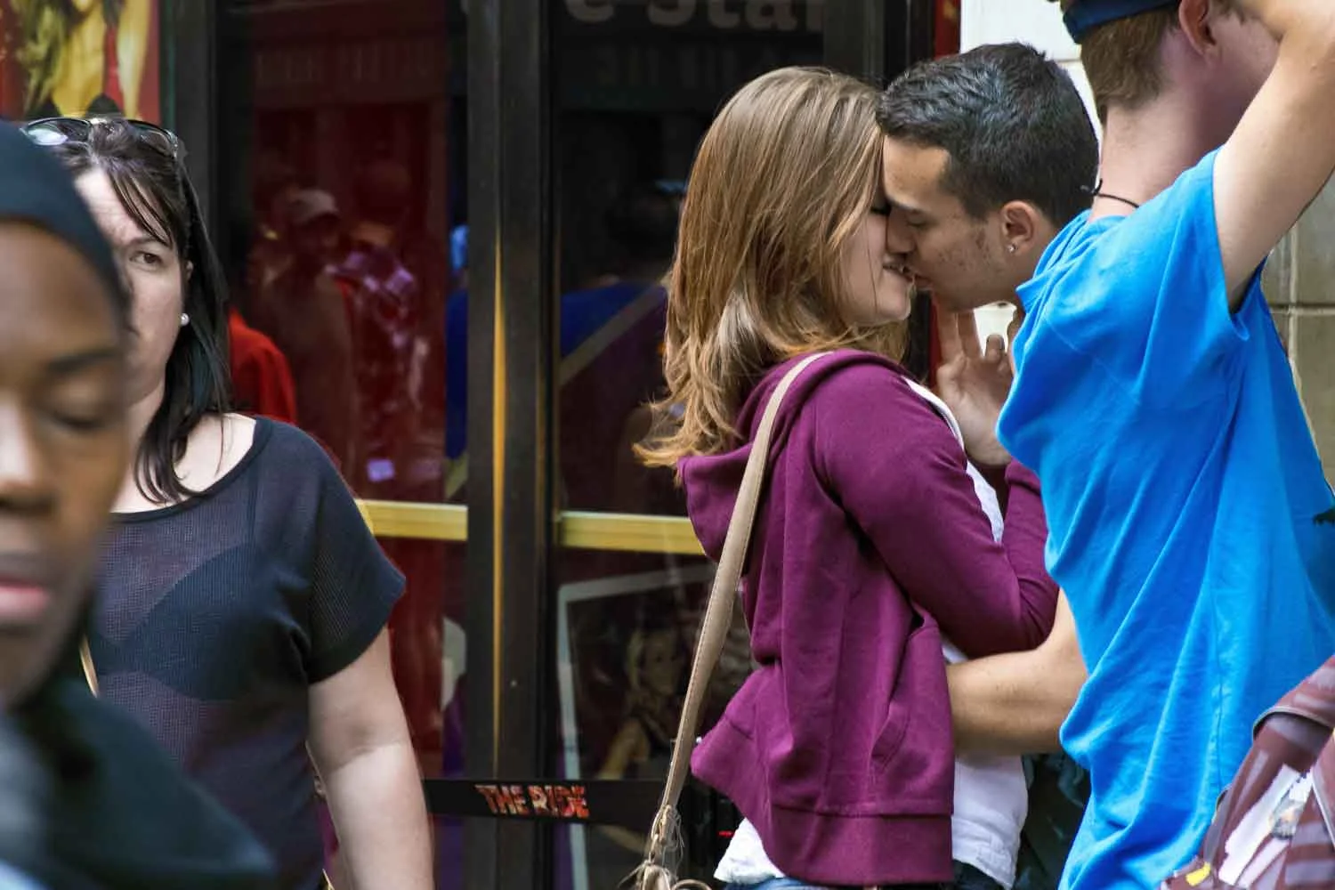 Kiss