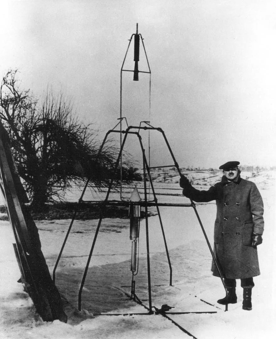 Robert H. Goddard and a liquid oxygen-gasoline rocket