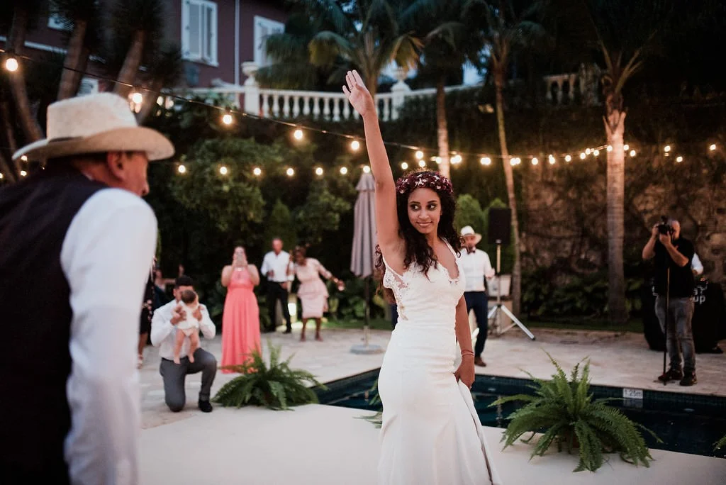 Sofia&Humberto_SLIDE-214sh_slide-XL.jpg