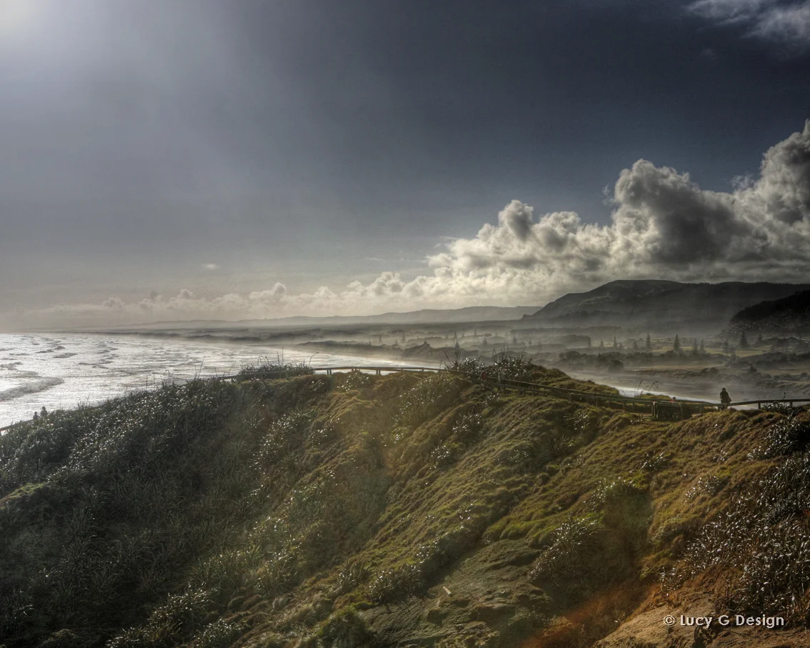 'West Coast 2' 60x75cm glass wall art