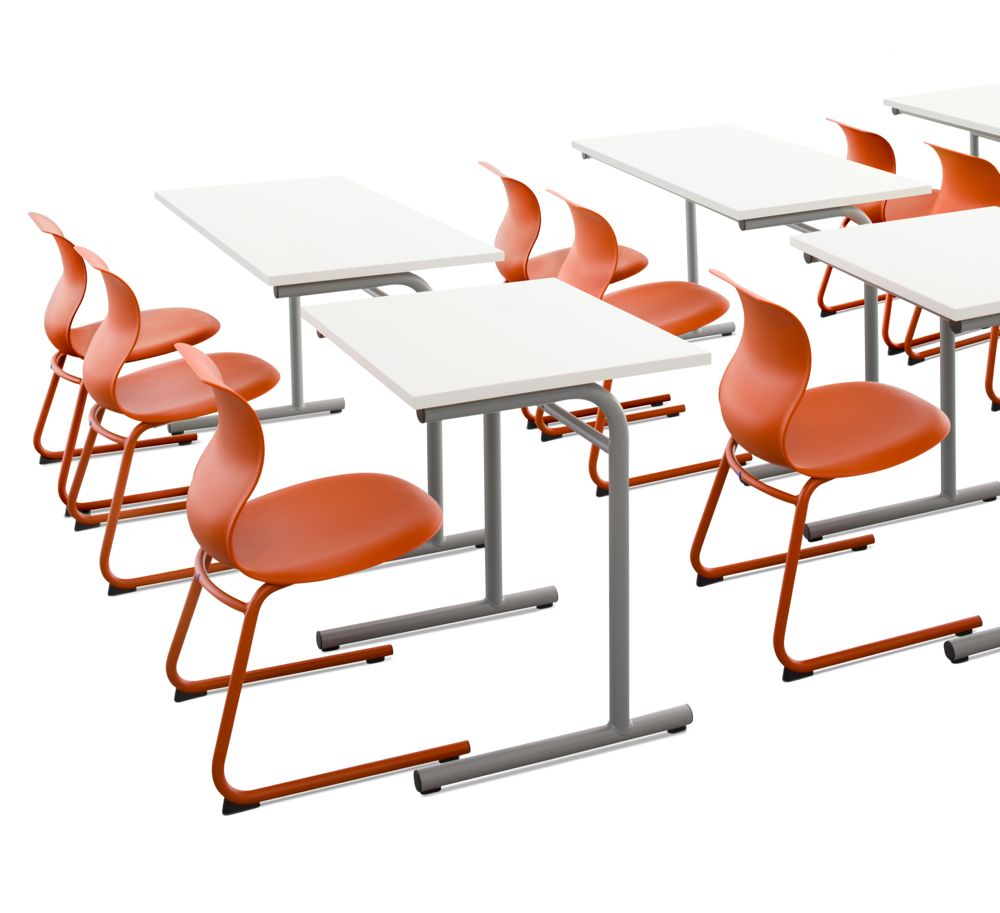 PRO_C_Frame_Chair_Table_Coralred_School - version 2.jpg