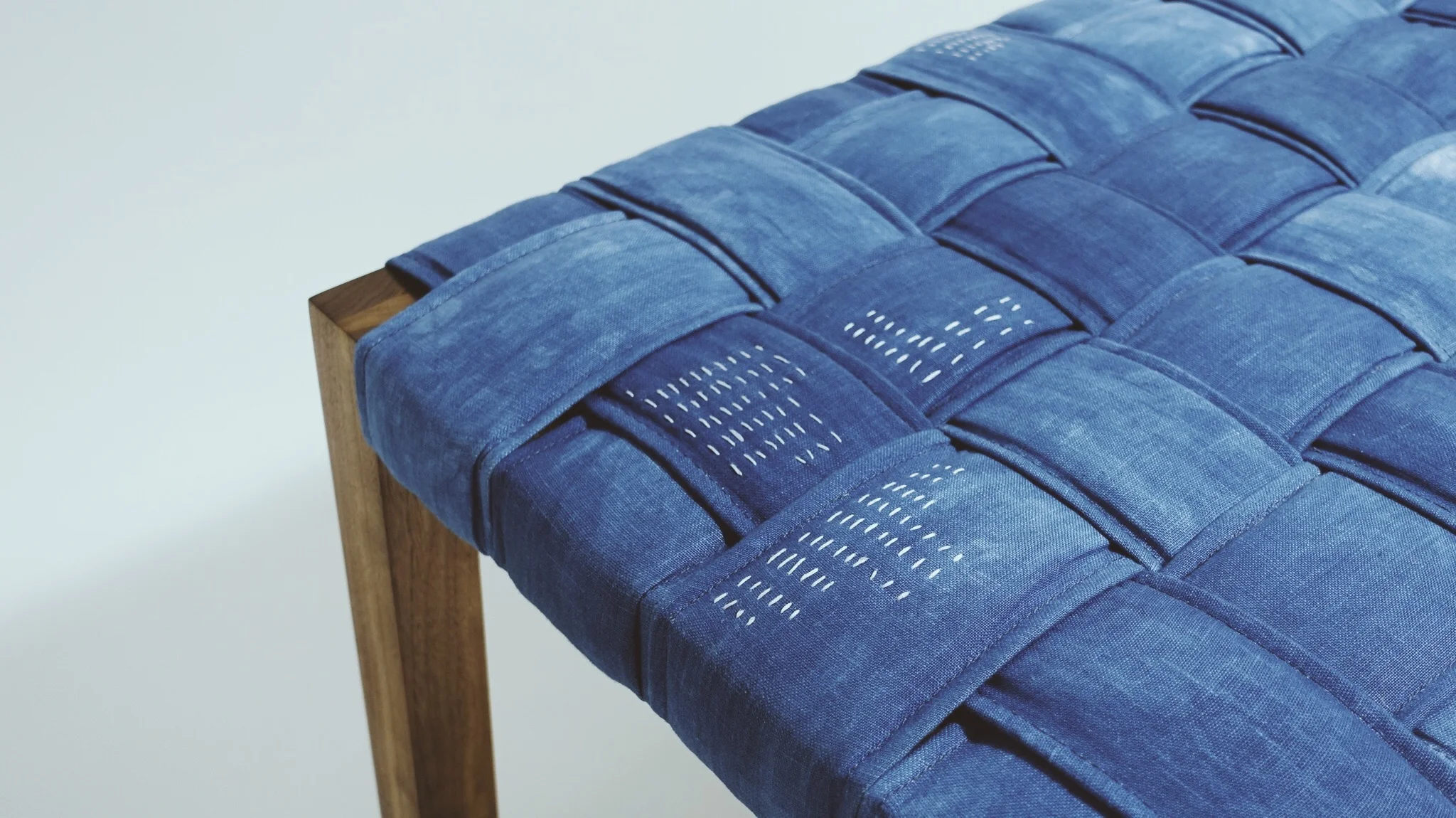 INDIGO BENCH