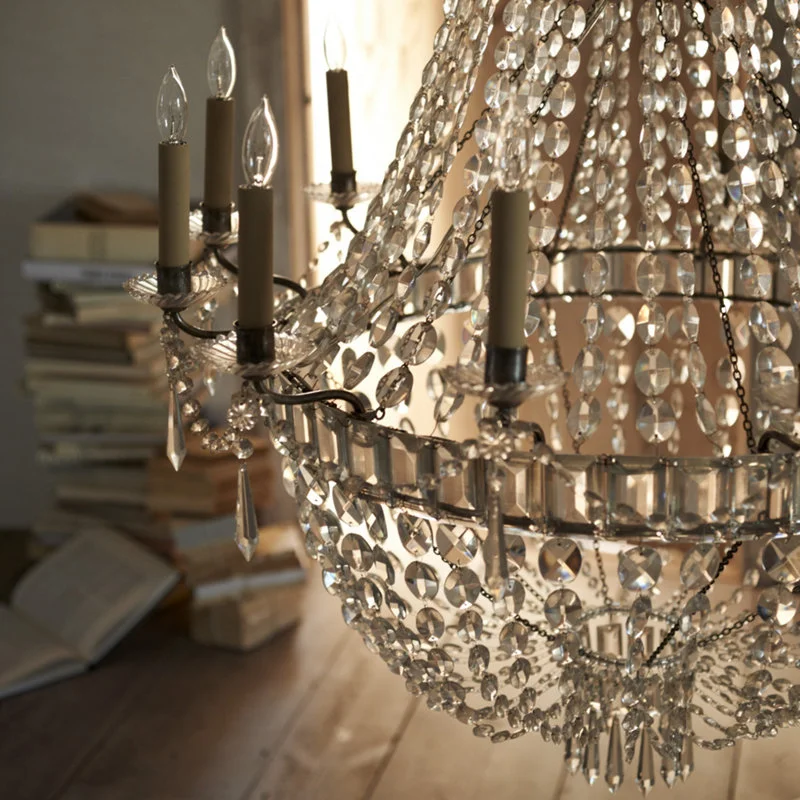 SS01759_0328_Chandelier.jpeg