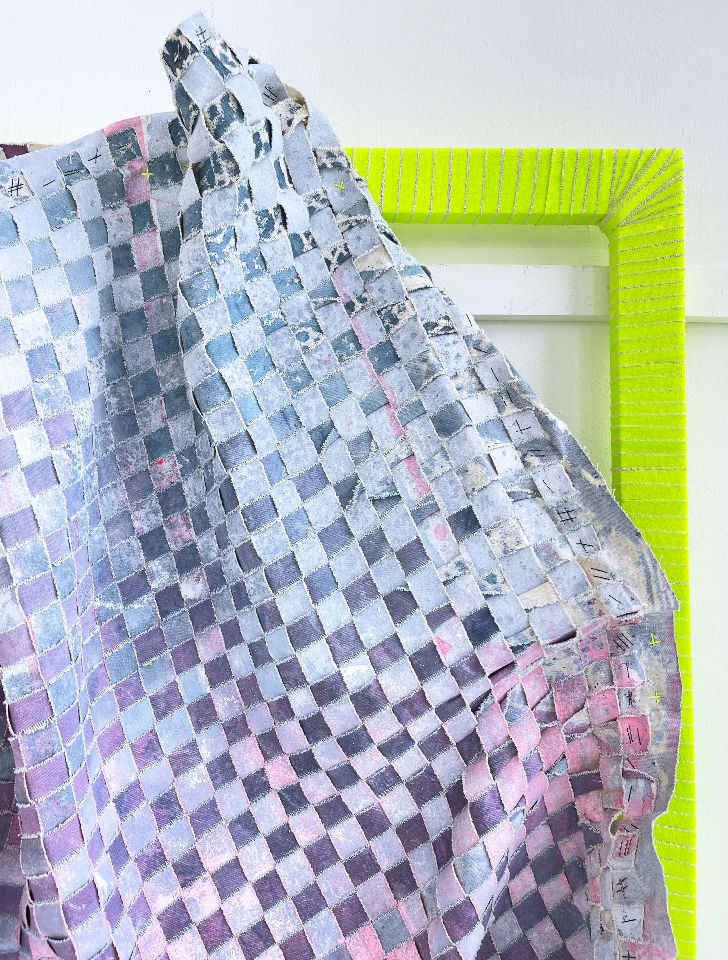 Pixelated in Pink I_detail_IMG_1370.JPG