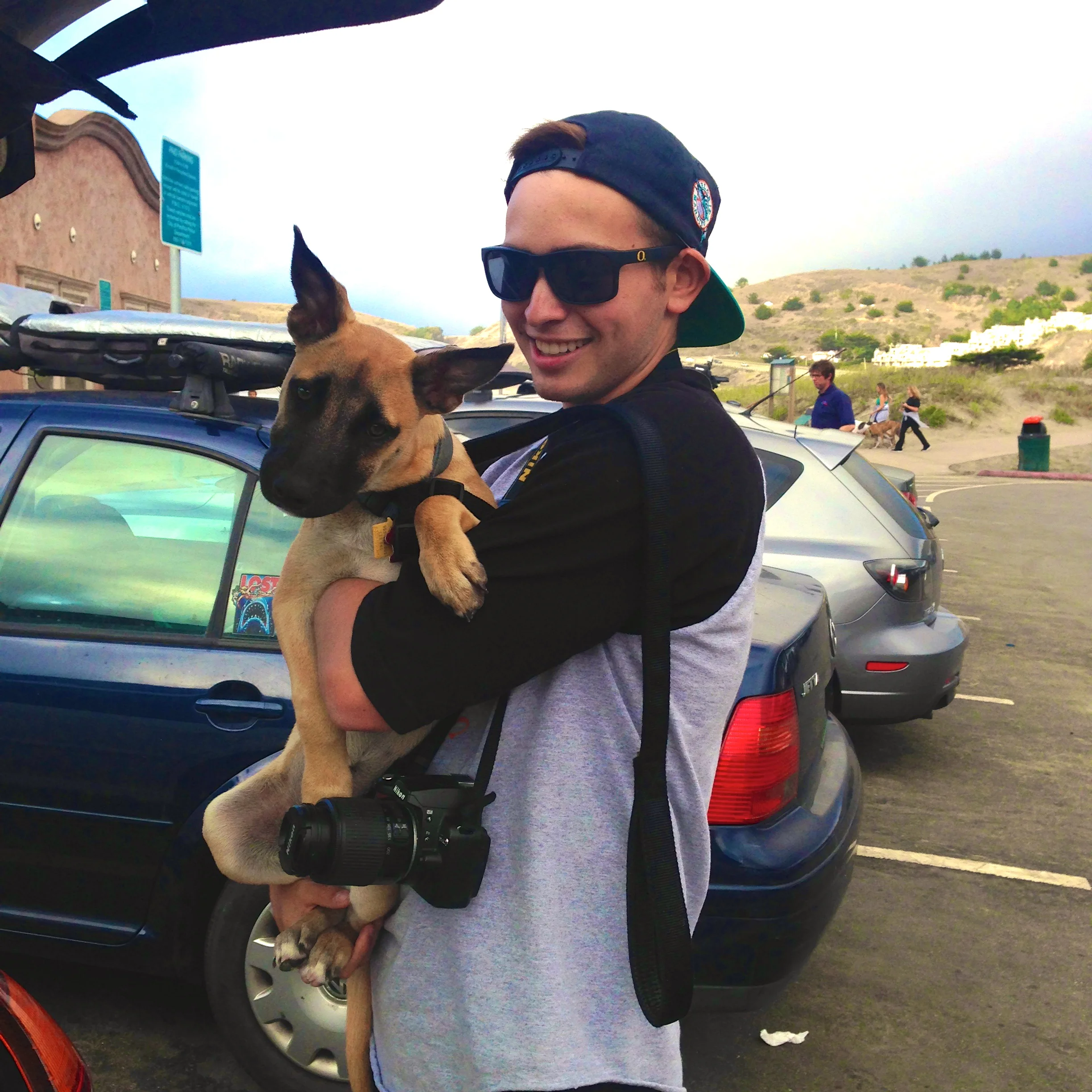 Simon with team puppy, Jade!