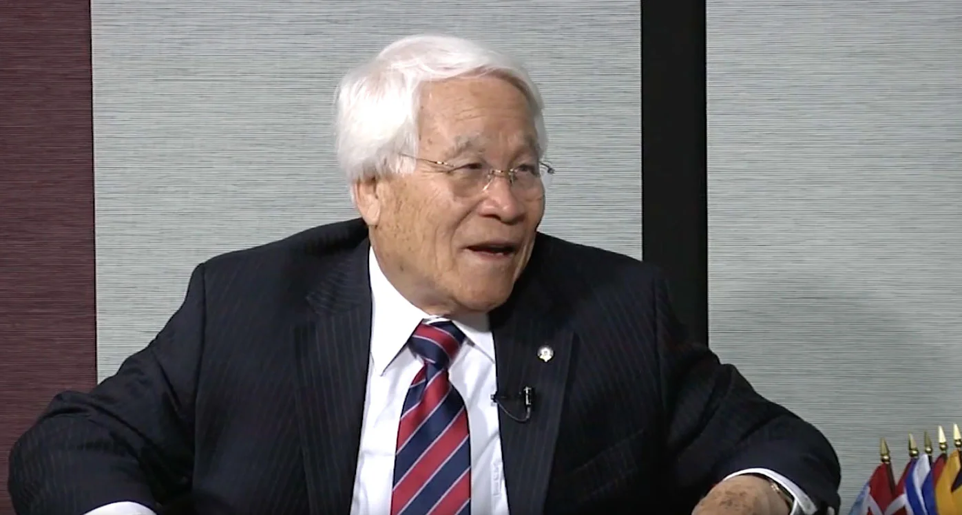 Dr. Kwang H. Suh