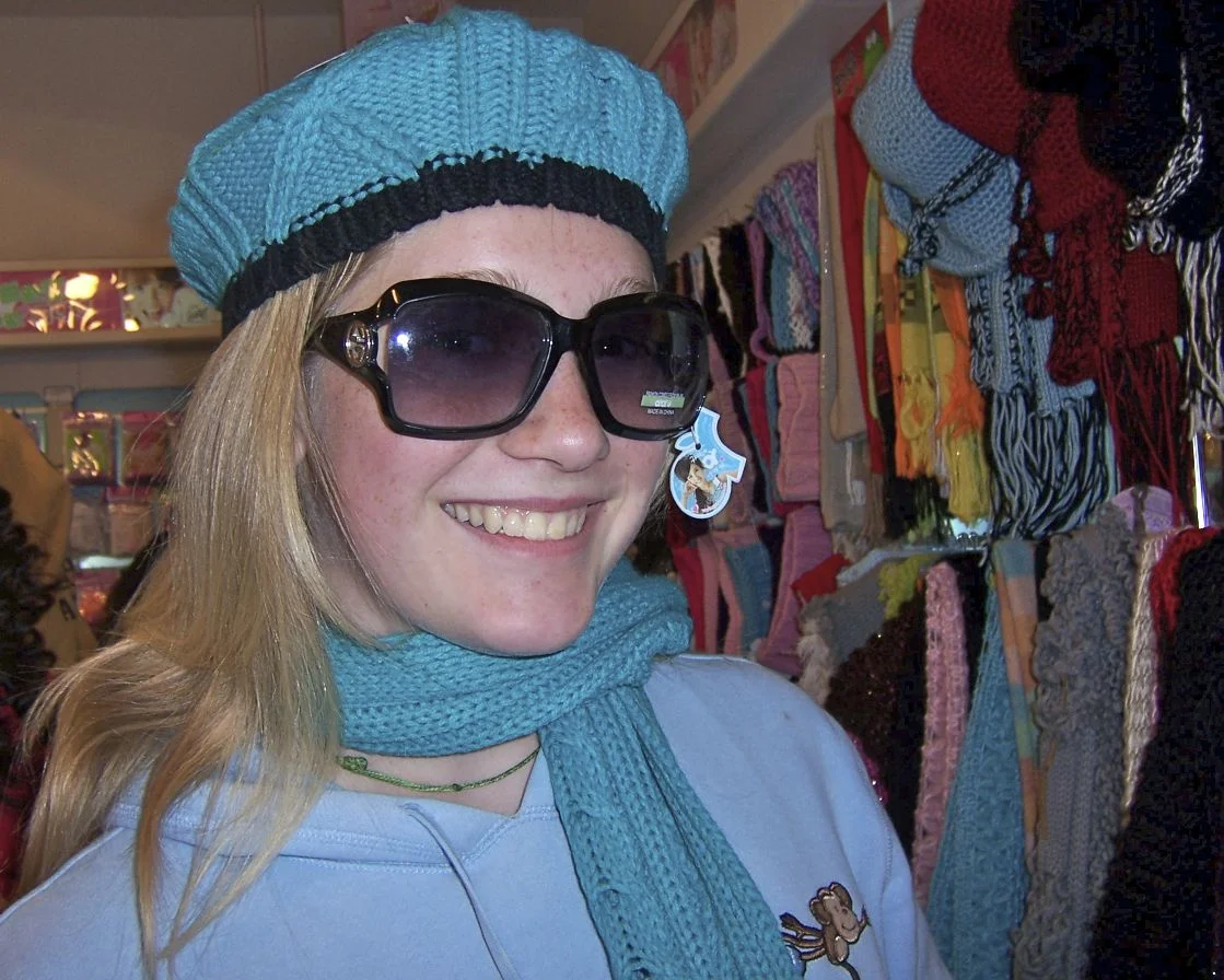 2007-12-ShelbyRach 15.jpg