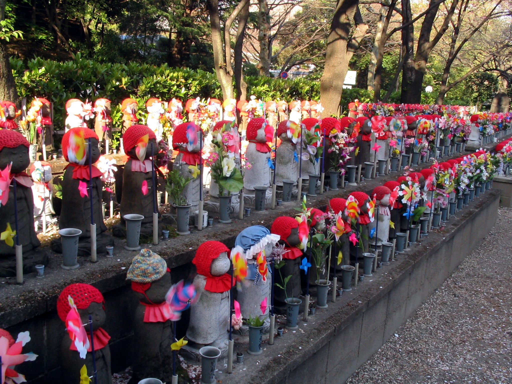 From Wikipedia's article on Zojo-ji Temple