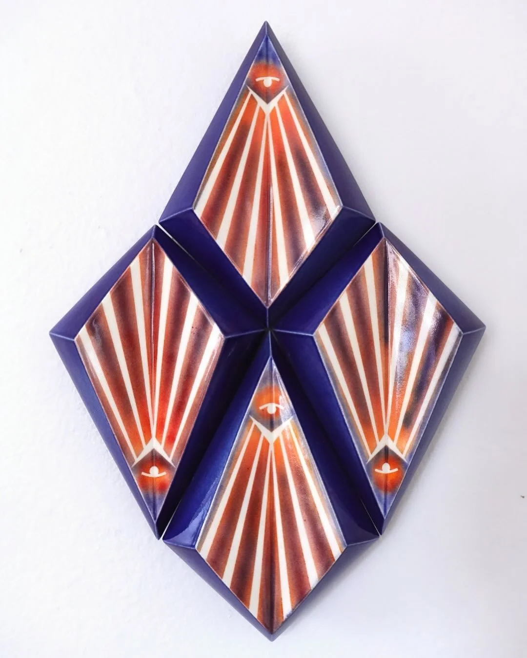 &diams;️🔹🔶🔷👁️🔷🔶🔹&diams;️

*
*
*
*
#ceramicsculpture #ceramics #cone6 #handmade #madeinaskuttt #madeindetroit #artistsofinstagram #slipcasting #porcelain #howiamaco #amacovelvetunderglaze #artoftheday