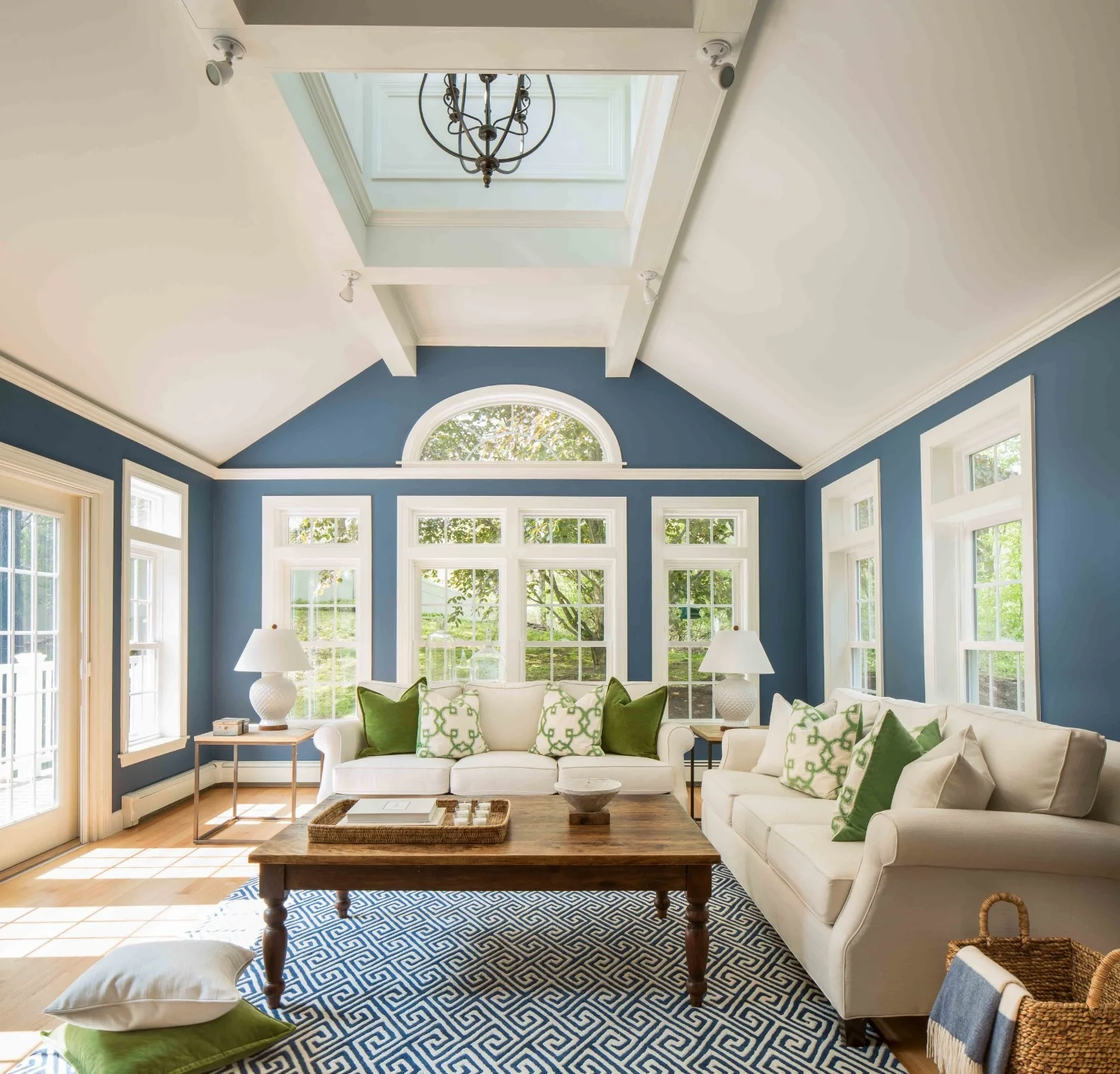 sunroom 1.jpg