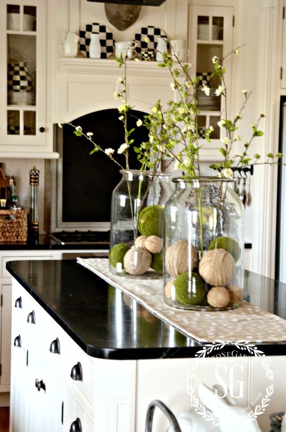 Designer Tips How To Decorate Your Kitchen Island Bee S Knees