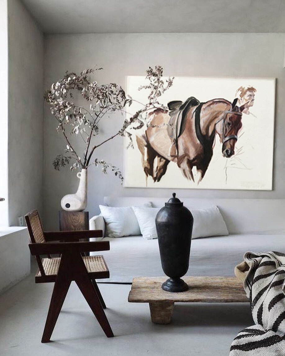 From the sidelines // oil alla prima on paper. Stripped down the design elements and color palette to the essentials &gt;&gt; for painting 
.
.
#equinepainting #equineinterior #equineart #horseart #horsesofinstagram #instahorse #palmbeach #wellington