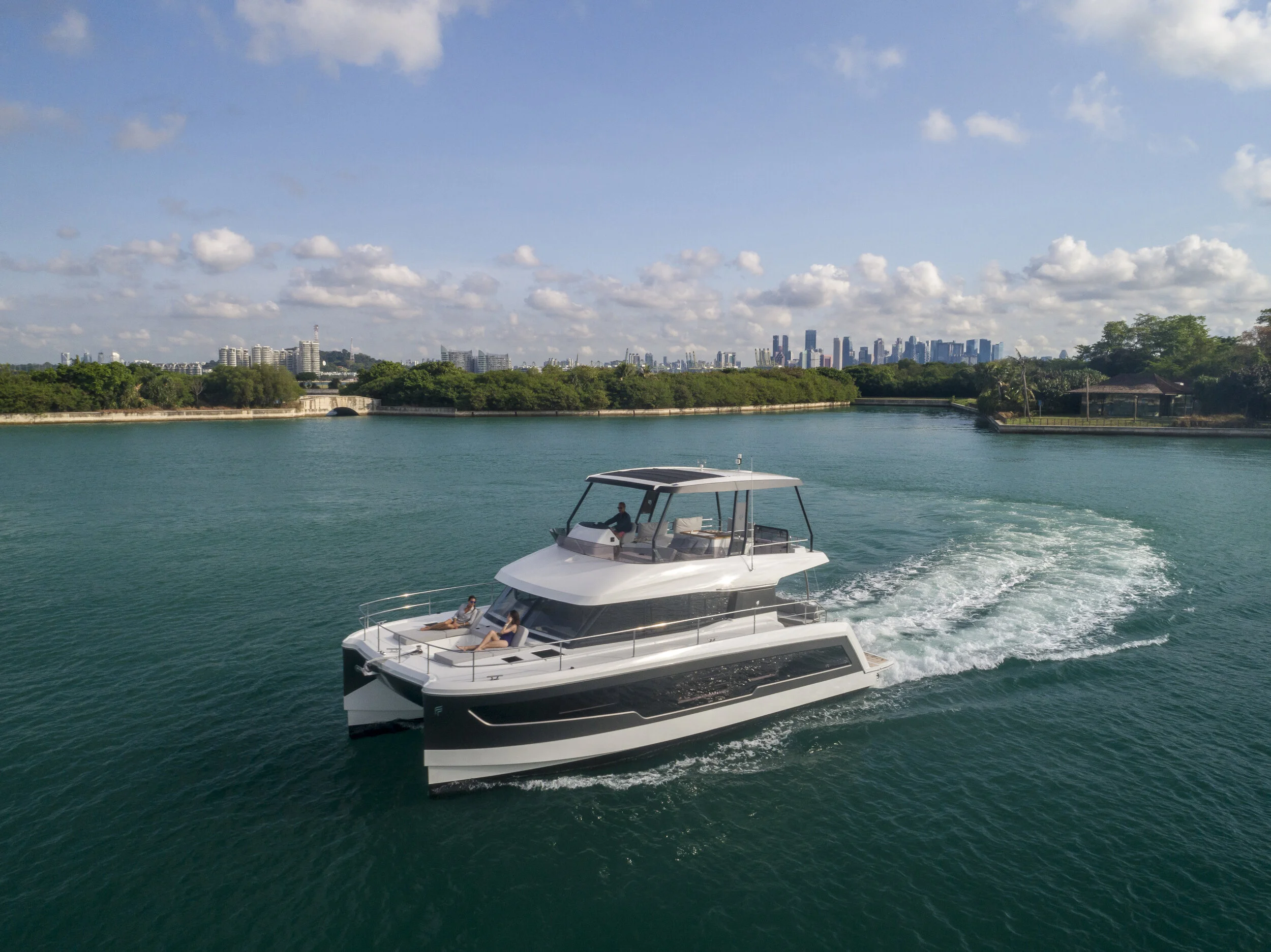 FOUNTAINE PAJOT - MOTOR YACHT 40