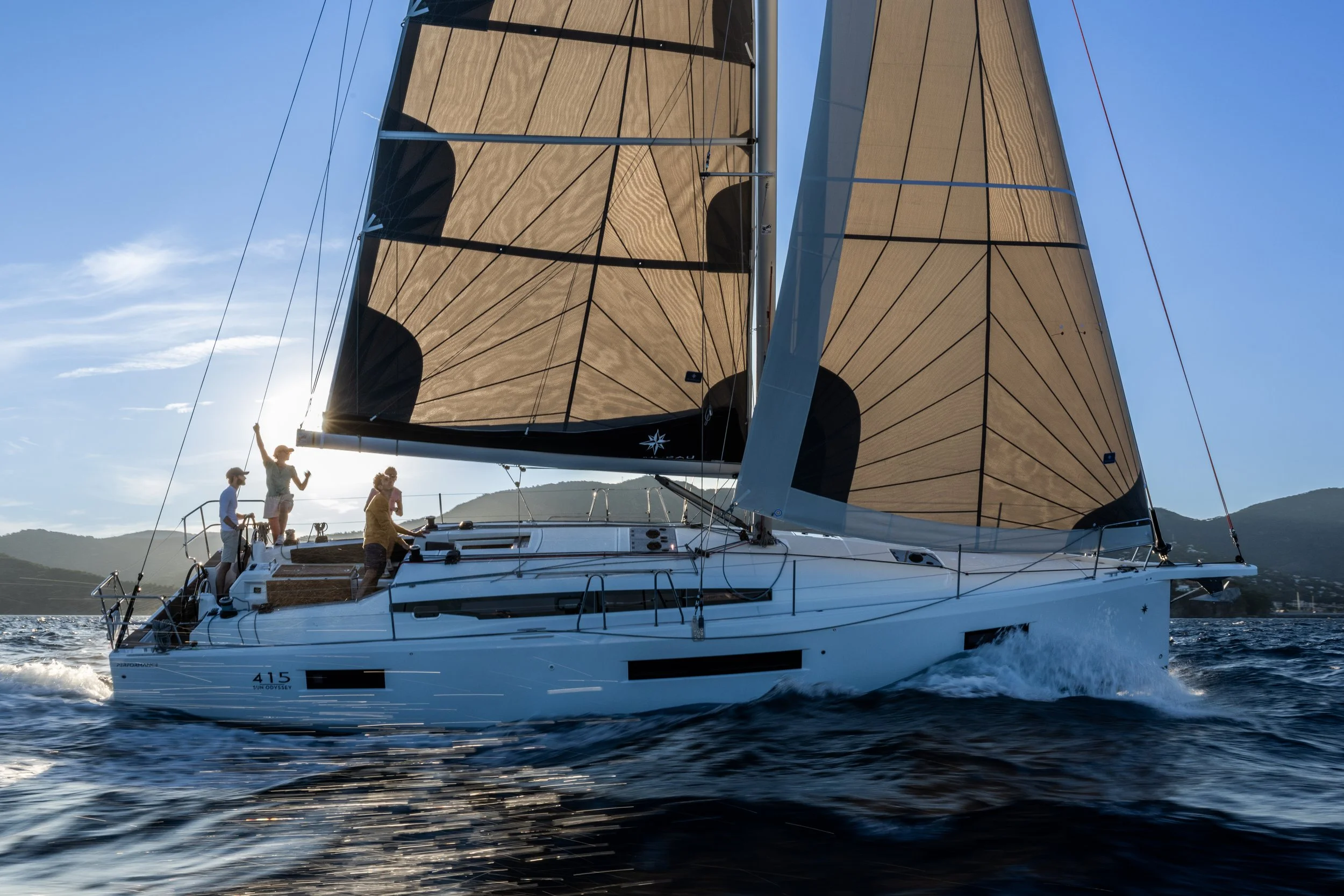 1 JEANNEAU_SUN_ODYSSEY_415 sailing 1.JPG