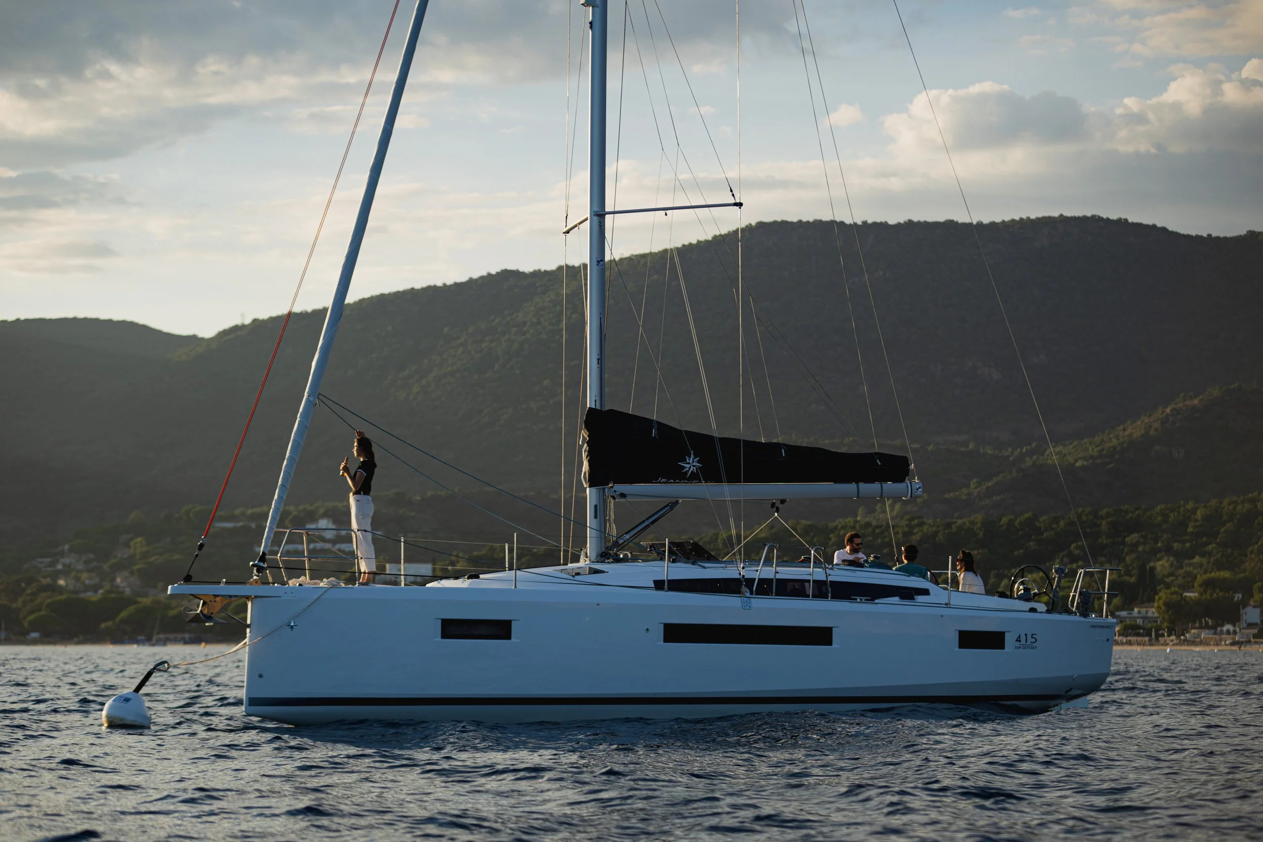JEANNEAU_SUN_ODYSSEY_415_ copy 2.jpg