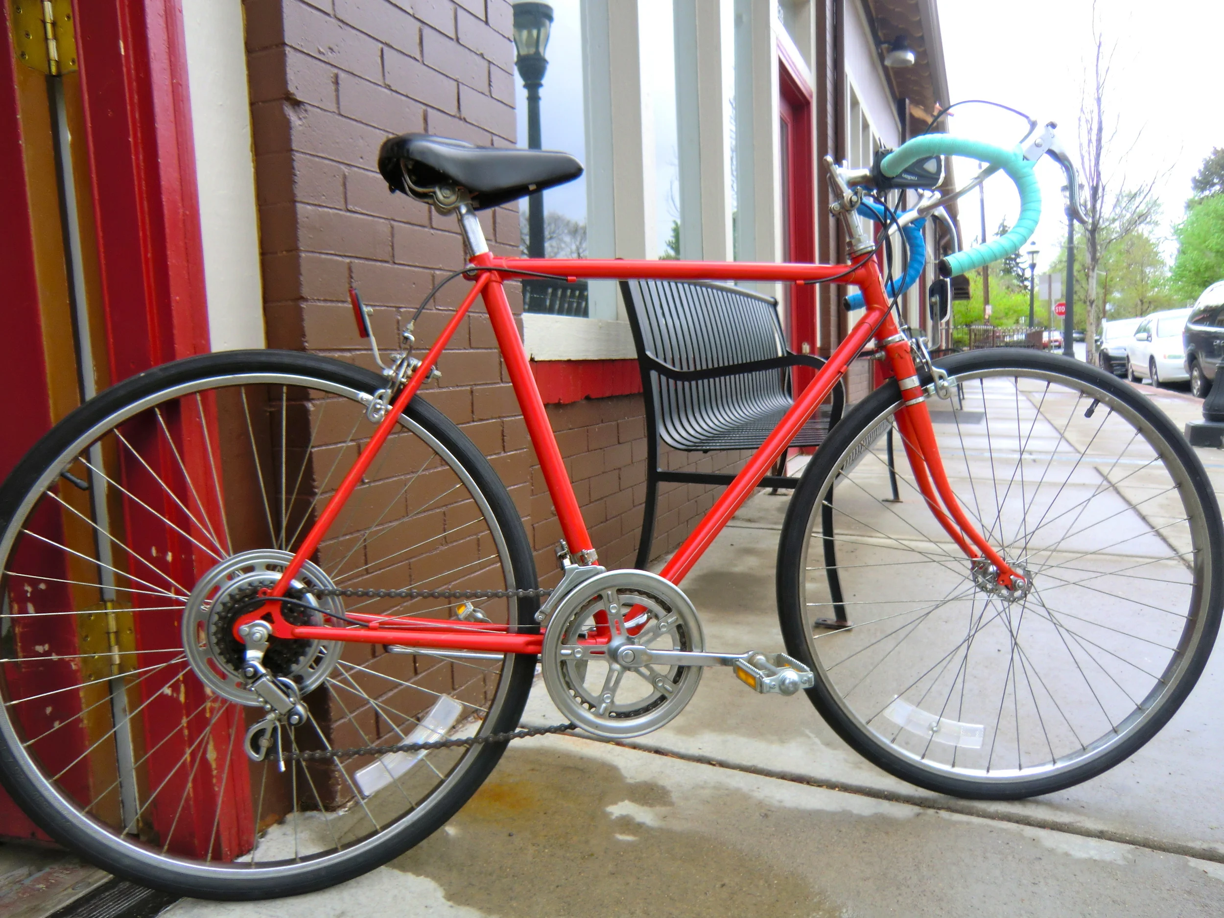 classic steel frame 10-speed ready for another year of city commuting.