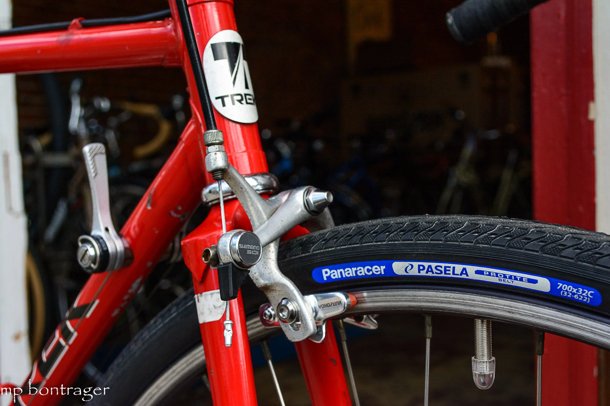 Panaracer's Pasela tires offer fantastic grip on asphalt and packed gravel trails