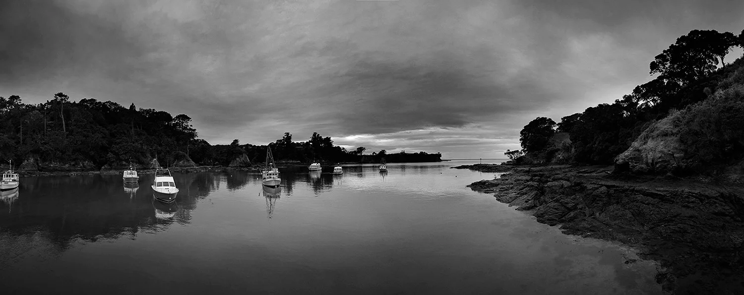Leigh Harbour.jpg