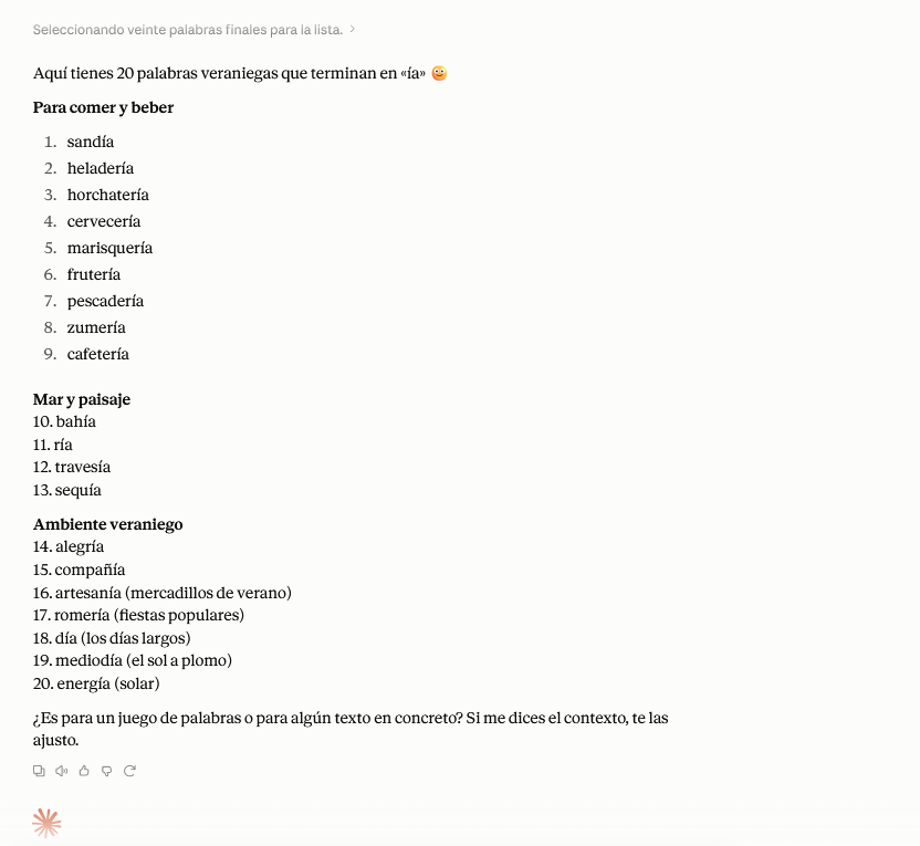 Screenshot einer Antwort von Claude auf Spanisch: 20 sommerliche Wörter mit der Endung „-ía“, sortiert nach Essen und Trinken, Meer und Landschaft sowie Sommerstimmung, darunter „sandía“, „horchatería“, „bahía“ und „alegría“.