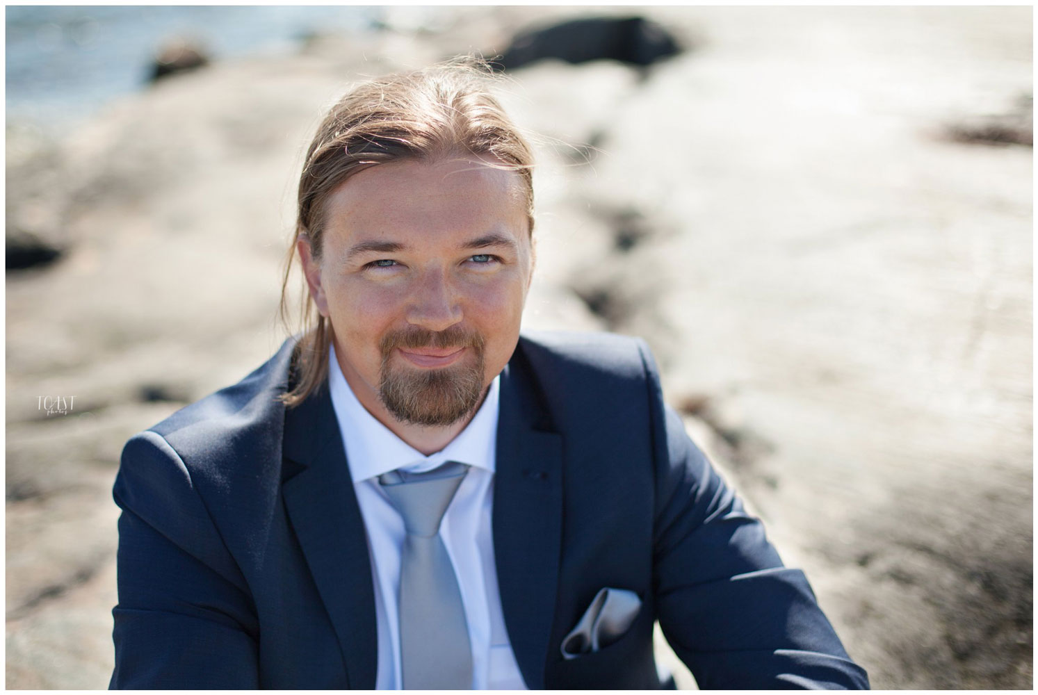 Sulhanen Uunisaaren kallioilla potretissa