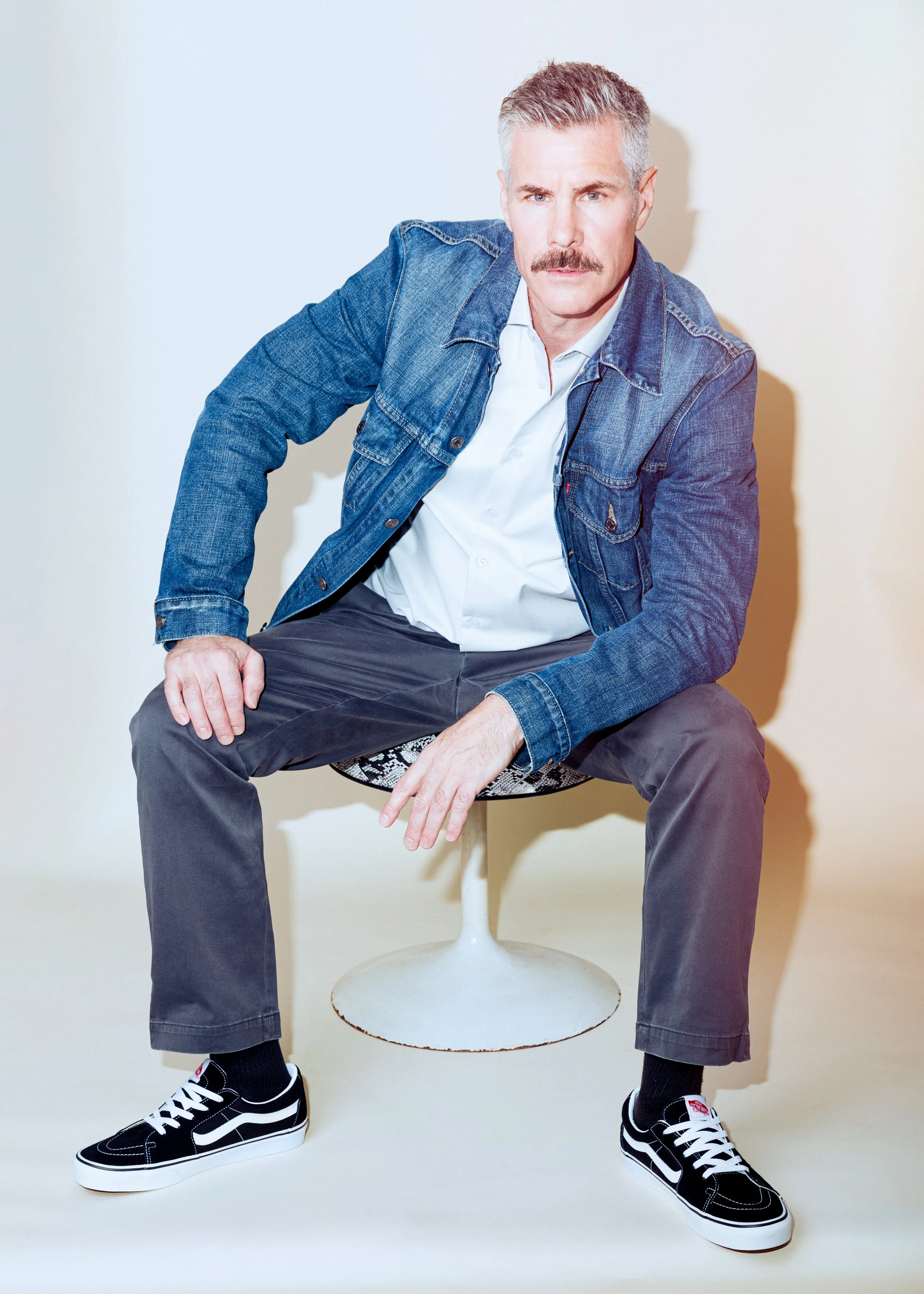STEVE LAHEY Mustache Casual-18-Edit.jpg