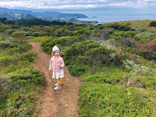 Feels good to be breathing in some fresh air on our #socialdistancing hike in Pacifica.
.
Sean has started to recite an affirmation with Ella before he puts her in her crib for the night. At first it was to help her with the transition of there being