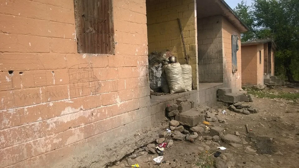 Barracks in one of the bateyes served by HOH. 