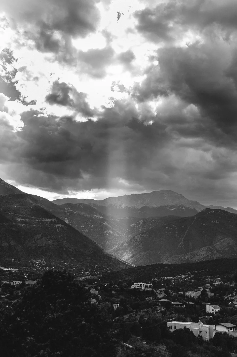 Rays through the clouds at Red Rocks Park
