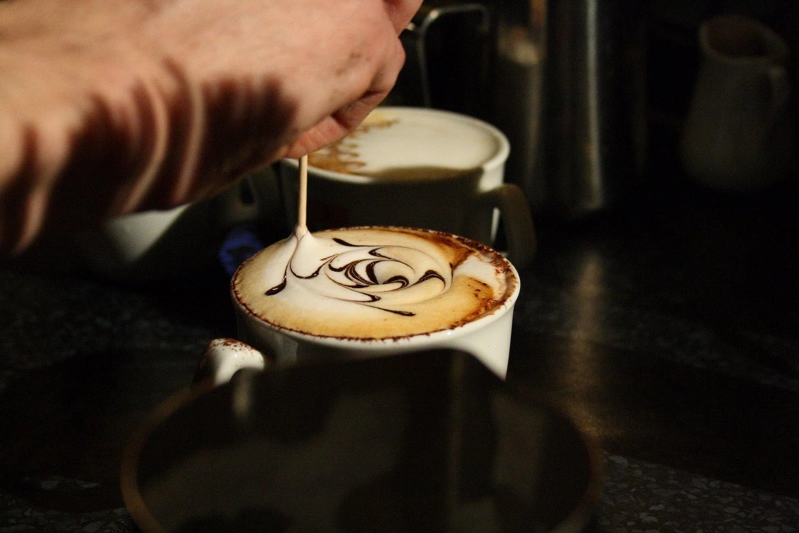 An example of the etching method using chocolate sauce.