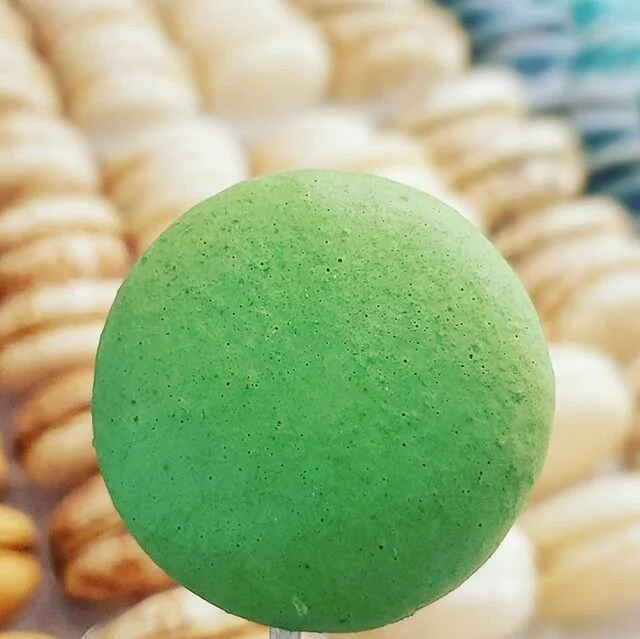 🚨⏰ LIMITED TIME ONLY! ⏰🚨
.
.
Key lime and Tiramisu Macarons at Lansing and Kentwood locations