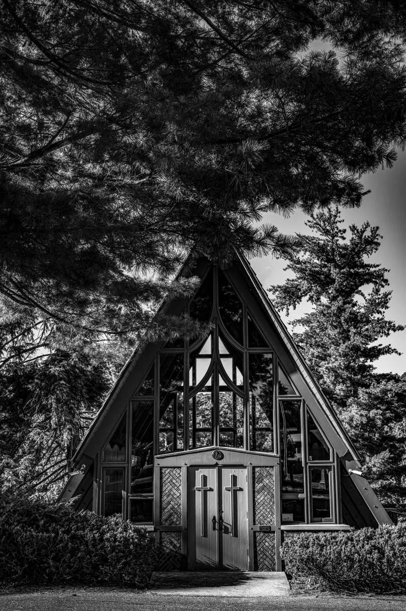 steve-hartman-art-Woodlawn_Cemetery_Chapel_Vertical.jpg