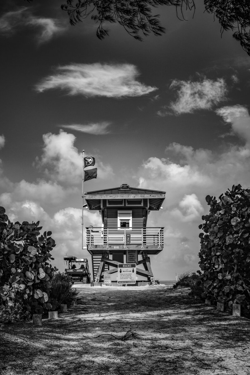 steve-hartman-art-coquina-beach-lifeguard-stand.jpg