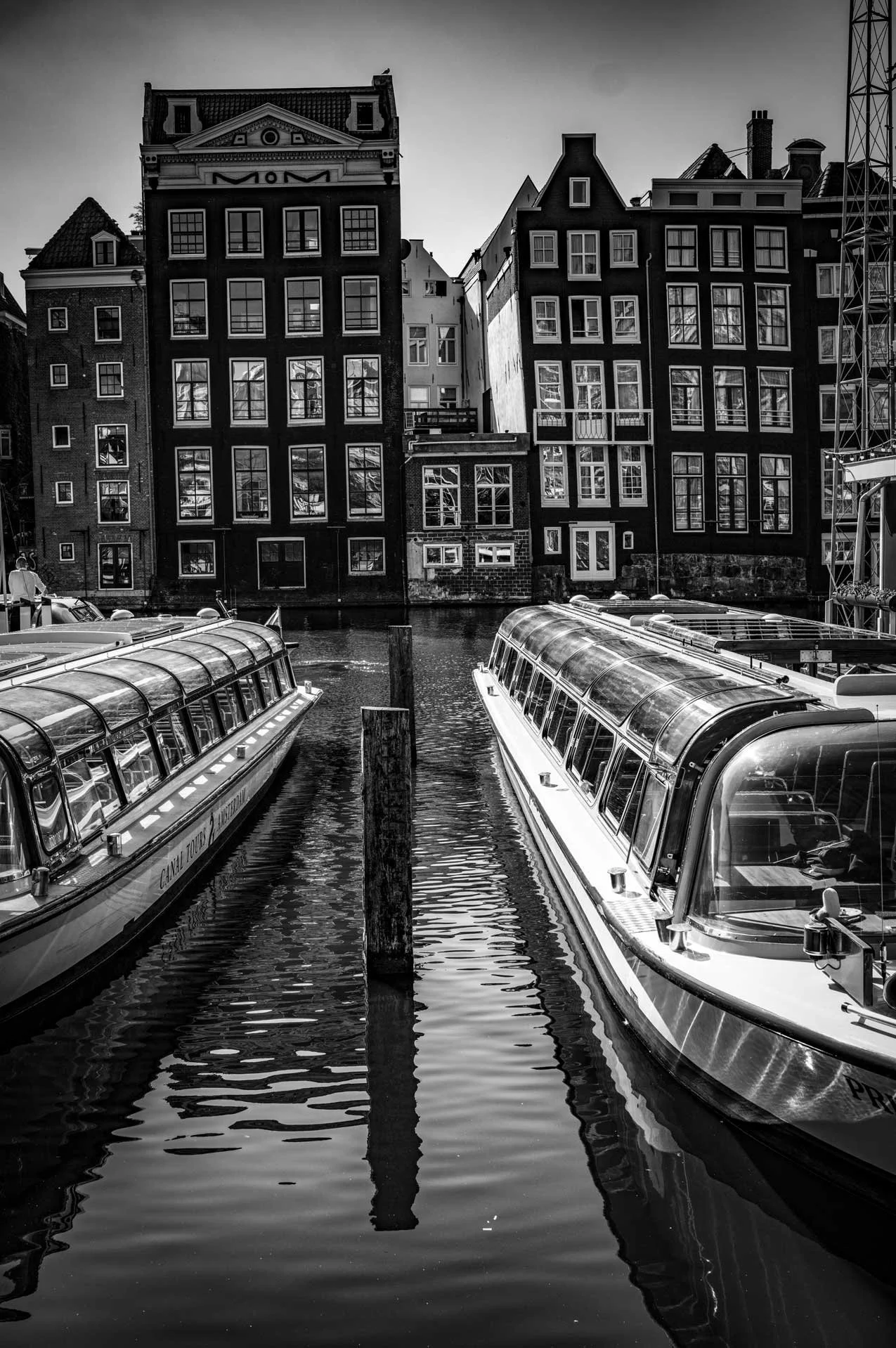 amsterdam-canal-tours-sharable-steve-hartman-art.jpg