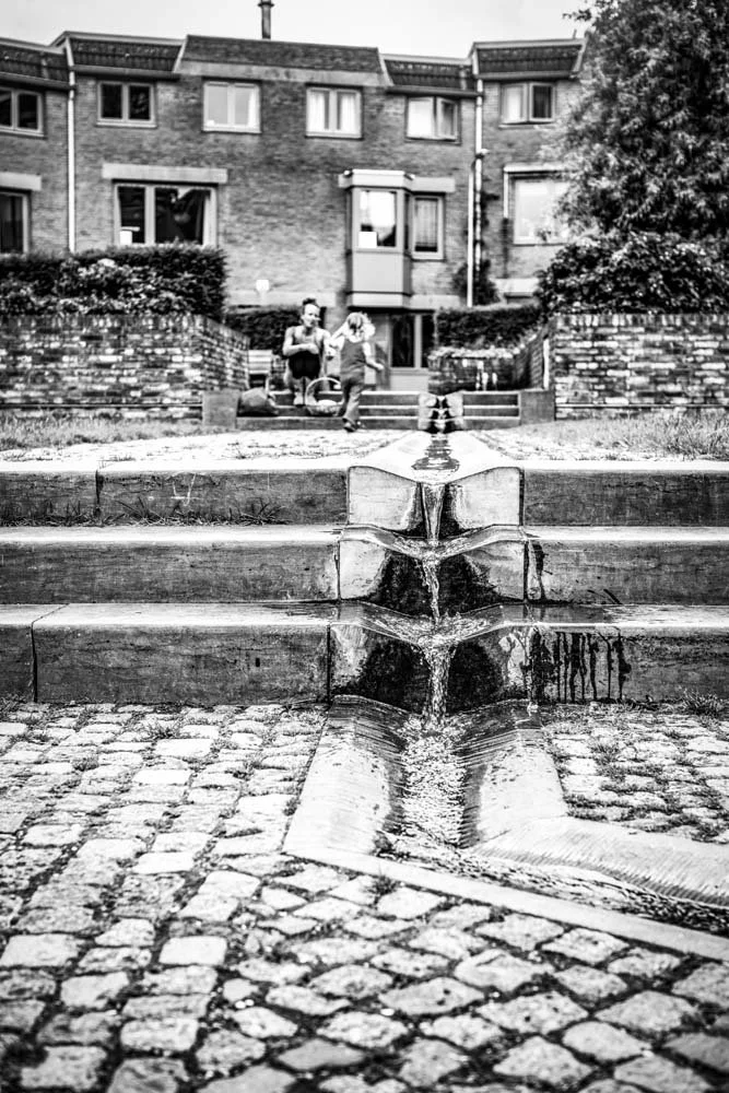 nijmegen-fountain-steve-hartman-art-sharable.jpg