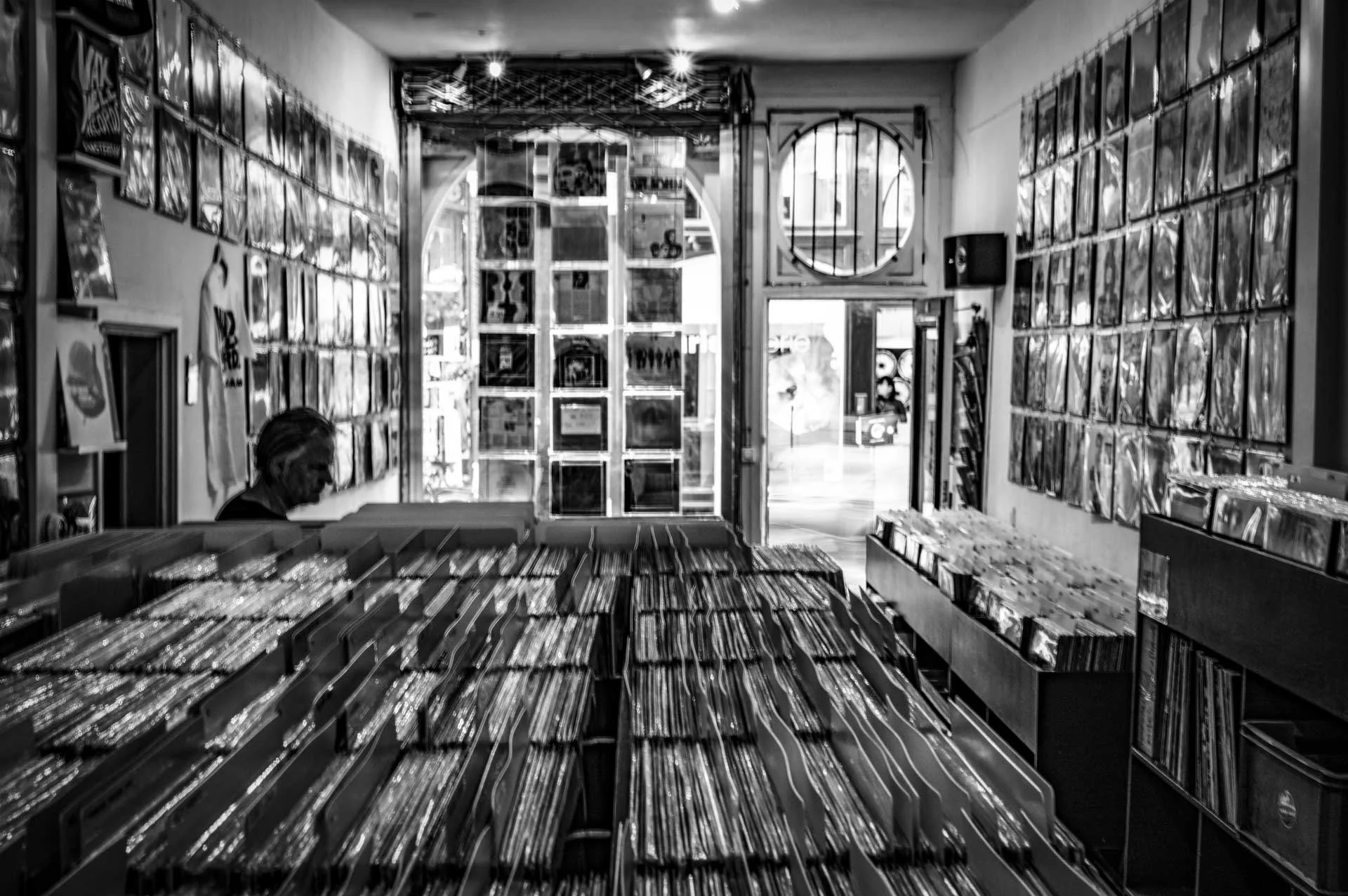 amsterdam-vinyl-sharable-steve-hartman-art.jpg