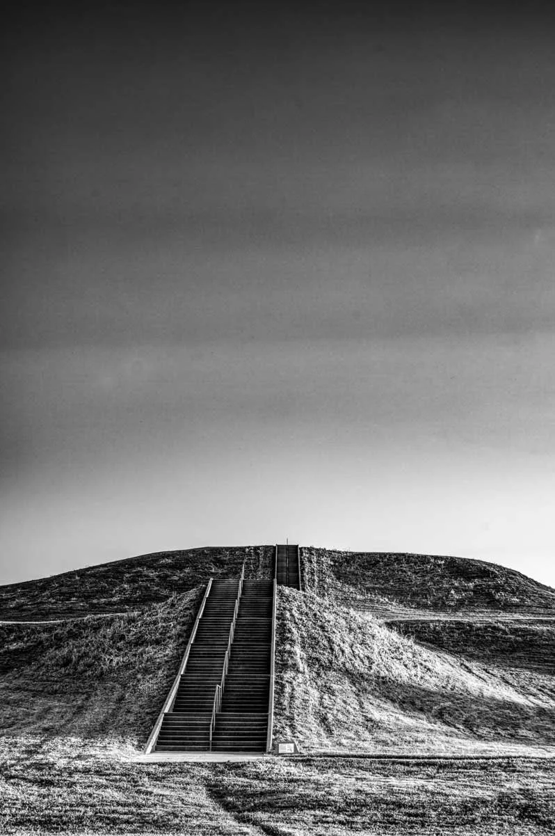 Cahokia_Mound_Staircase_steve_Hartman_art_sharable.jpg