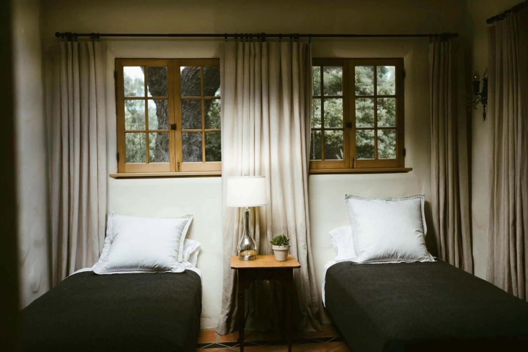 La Casa - Shared Room 1 (Copy)