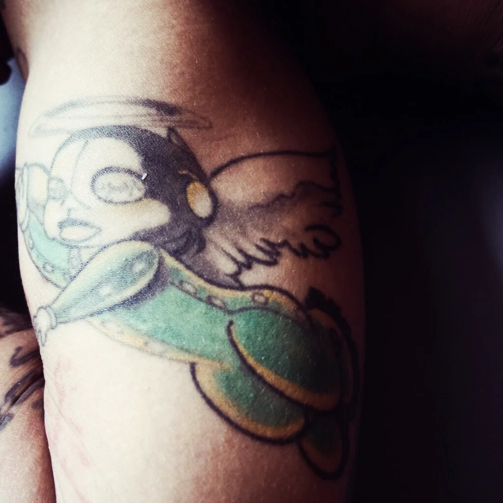 November 30, 2009One day on a stroll through Brooklyn I came across this beautiful angel of the future..&nbsp;