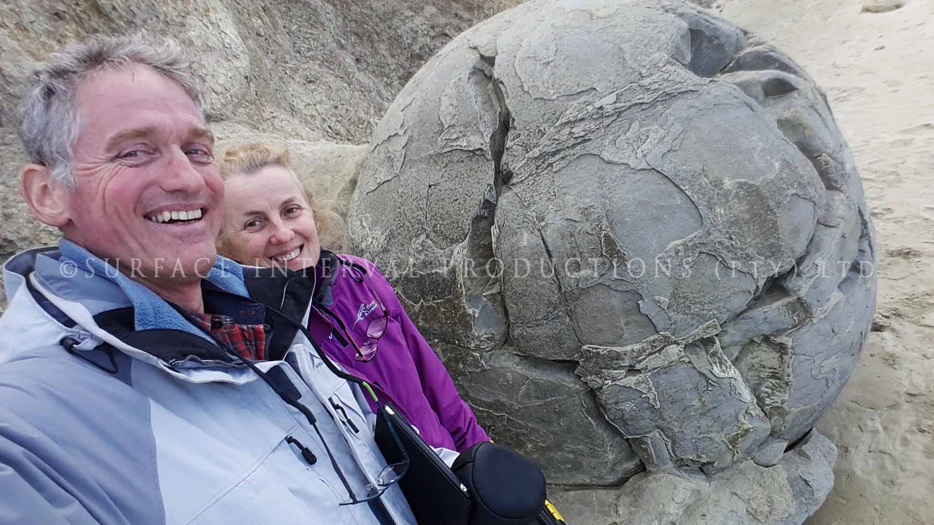 Moeraki Boulders 01.jpg